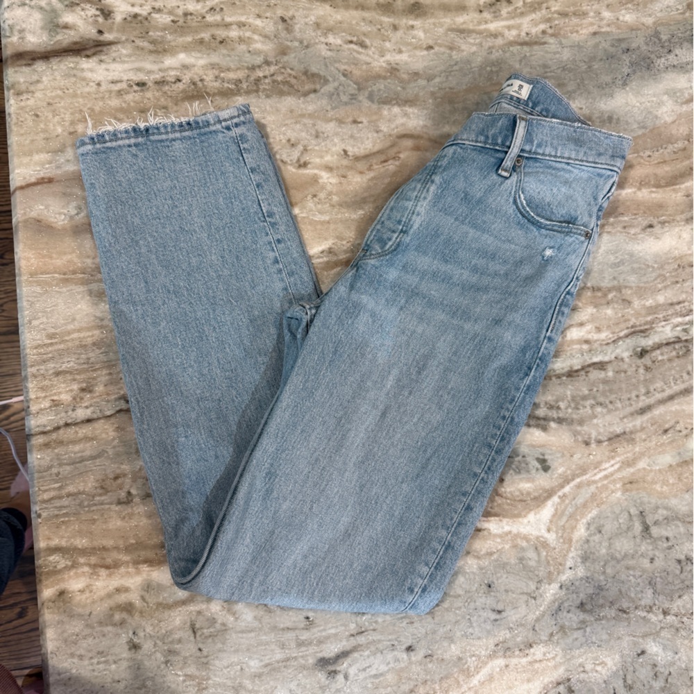 Women’s ABERCROMBIE & FITCH The Dad Jean- High Rise Crossover. Size 0 Short - Picture 6 of 9